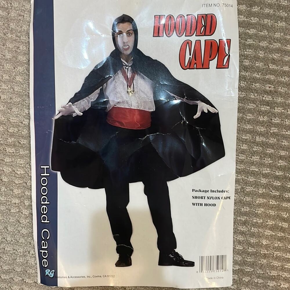 NWT Black Hooded Cape Vampire Halloween Costume One Size